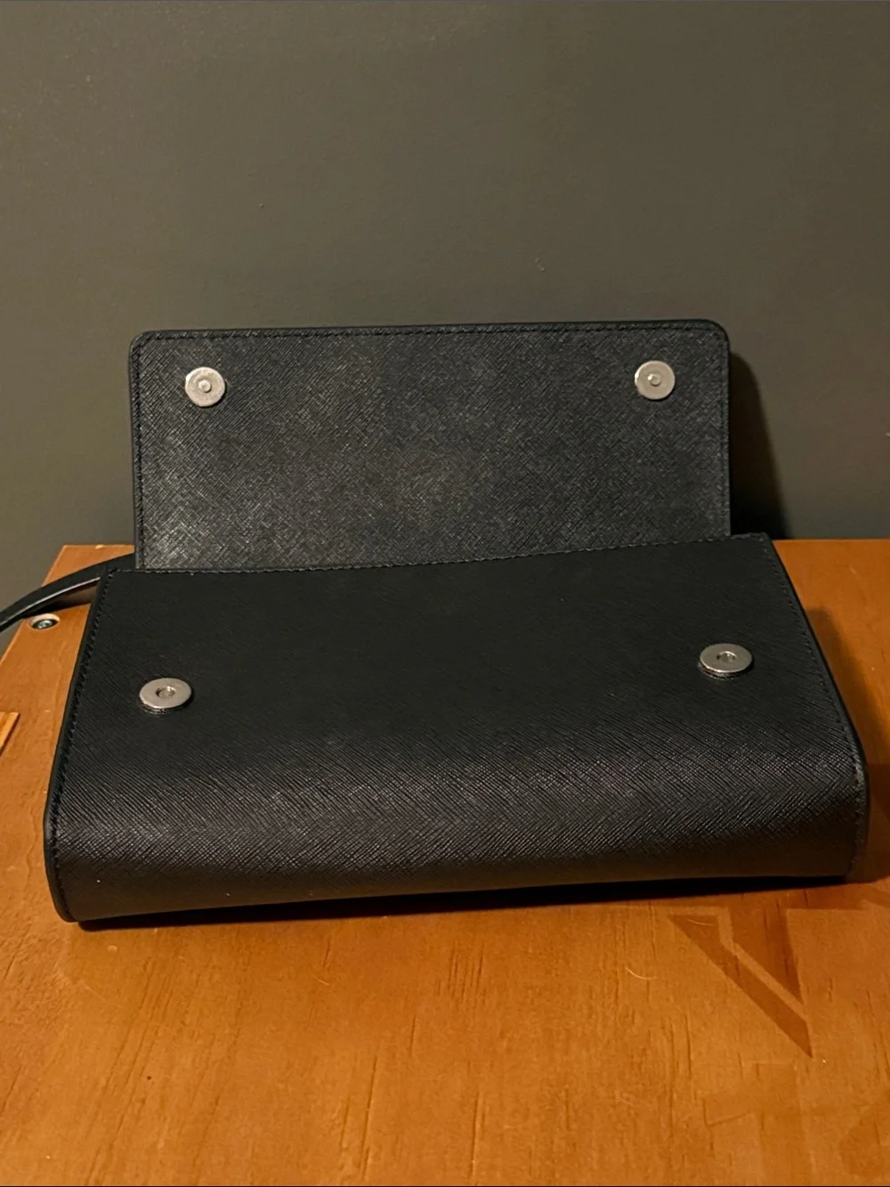 MICHAEL KORS Black Crossbody Shoulder Bag